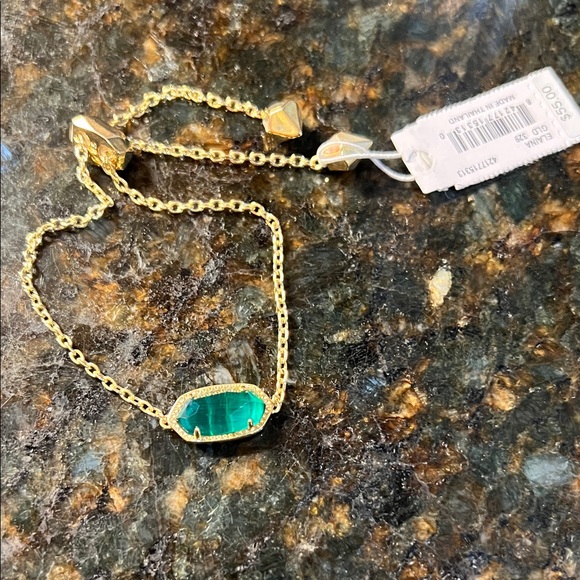 Kendra Scott Gold Bracelet with green Stone.  NWT great Christmas gift !! - Picture 1 of 6